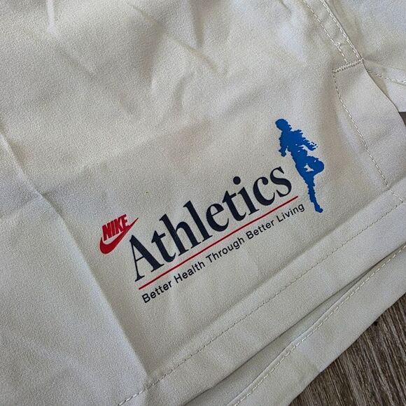 Nike Unlimited Men's Dri-FIT 7" Unlined Versatile Shorts FN1444-025 New Men's L - Picture 2 of 8